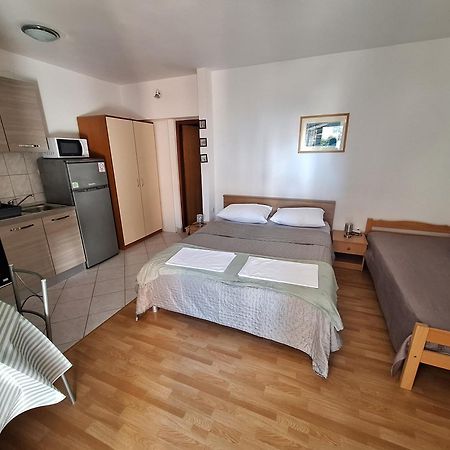 Apartments Andabaka Vodice Buitenkant foto