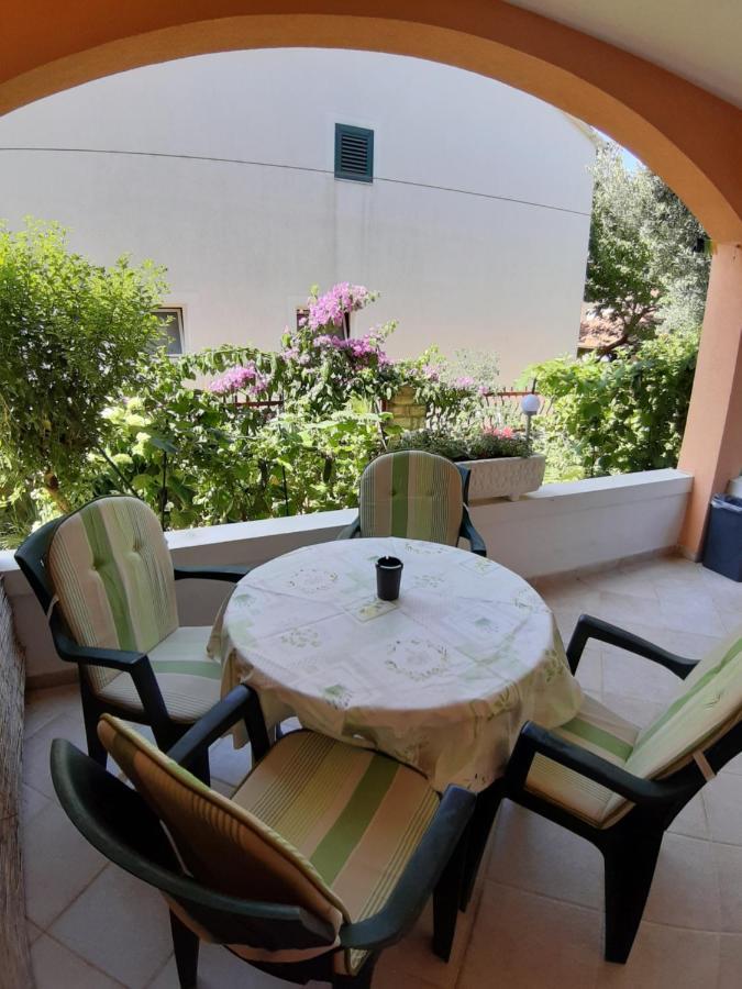 Apartments Andabaka Vodice Buitenkant foto